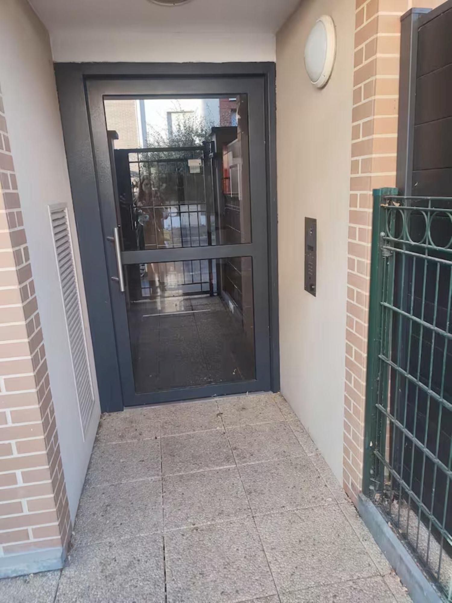 A 10 Mins D'Aeroport D'Orly Logement Lumineux Chaleureux Athis-Mons Luaran gambar