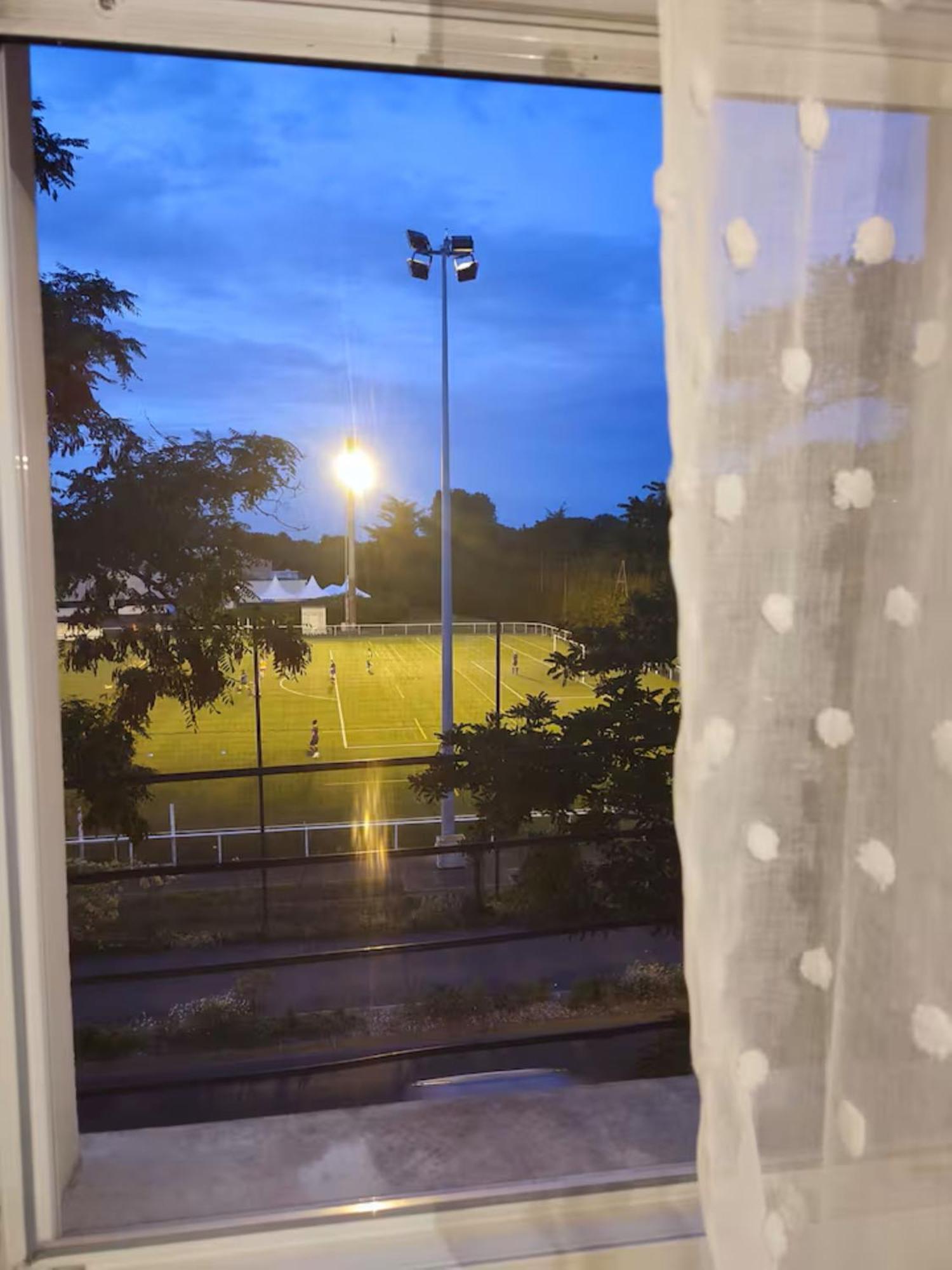 A 10 Mins D'Aeroport D'Orly Logement Lumineux Chaleureux Athis-Mons Luaran gambar